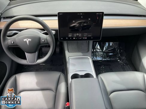 Used 2023 Tesla Model Y Long Range AWD/4WD image 43