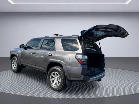 Used 2016 Toyota 4Runner Trail Premium AWD/4WD image 7