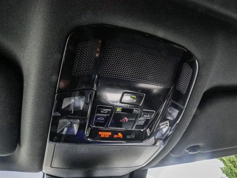 Used 2025 Lexus RX 350 Premium w/ Accessory Package AWD/4WD image 27
