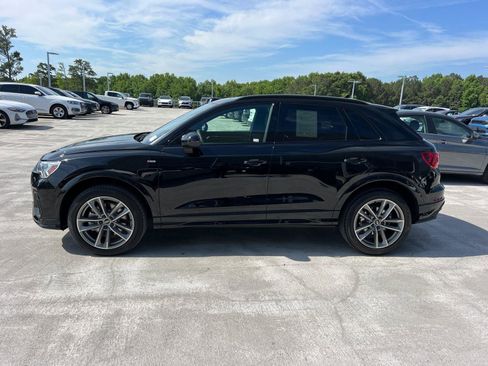 Used 2025 Audi Q3 2.0T Premium w/ Black Optic Sport Package AWD/4WD image 8