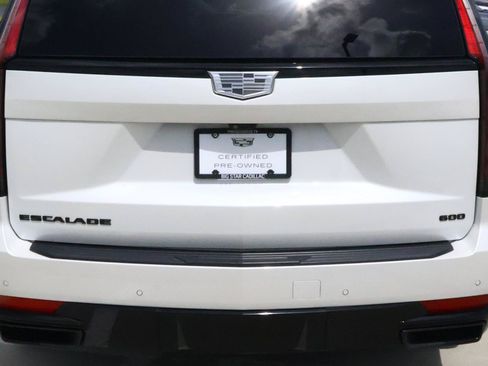 Used 2024 Cadillac Escalade ESV Sport Platinum w/ LPO, ONYX Package AWD/4WD image 10