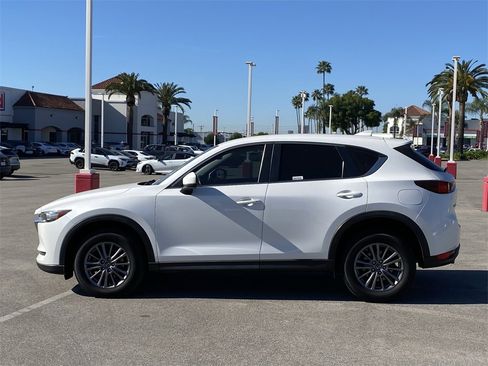 Used 2017 MAZDA CX-5 Sport image 2