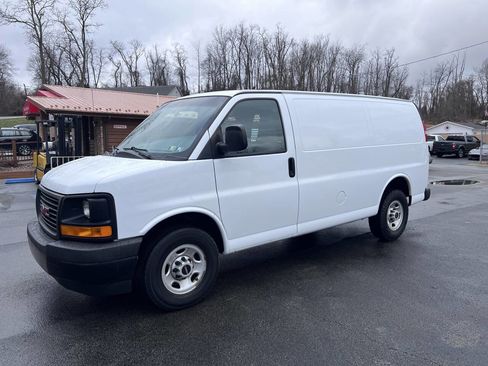 Used 2017 GMC Savana 2500 w/ Door Trim Panel Package image 1