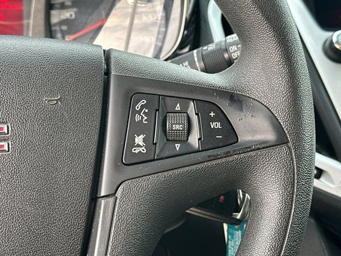 Used 2014 GMC Terrain SLE image 15