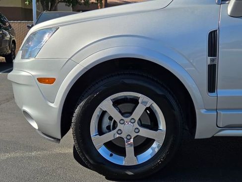 Used 2013 Chevrolet Captiva Sport LT w/ Convenience Package FWD image 8