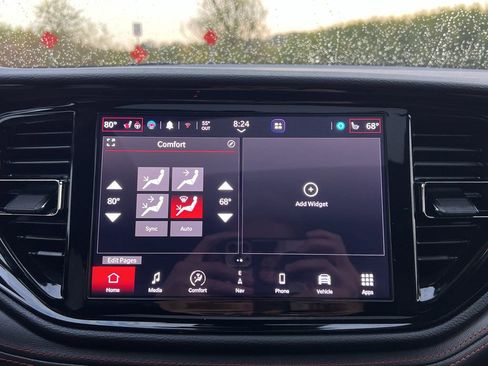 Used 2024 Dodge Durango GT image 24