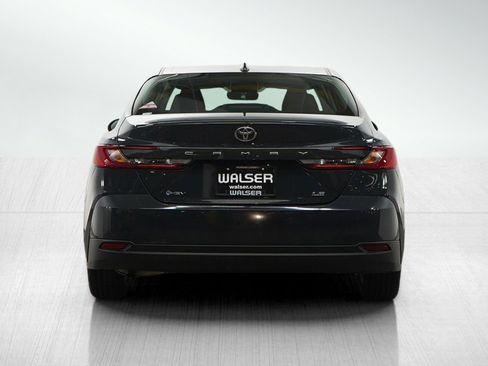 Used 2025 Toyota Camry LE image 4