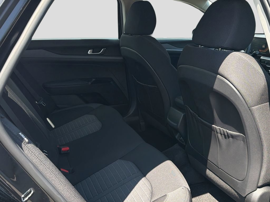 Used 2025 Kia K5 LXS FWD image 25