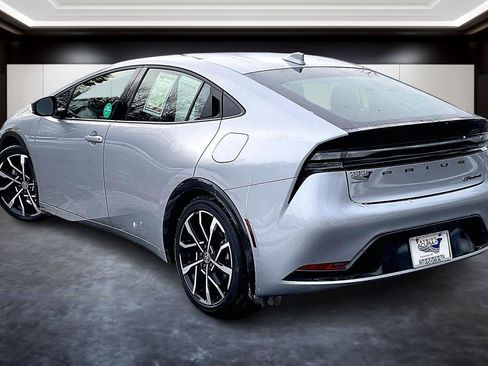 Used 2023 Toyota Prius Prime image 12