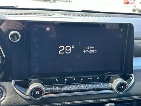 Used 2024 Chevrolet Colorado LT w/ LT Convenience Package III image 13