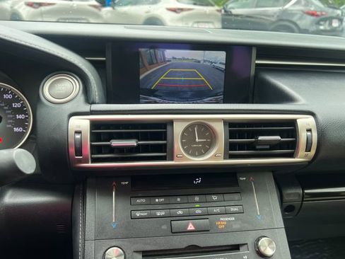 Used 2016 Lexus IS 300 AWD w/ Navigation System Package image 17