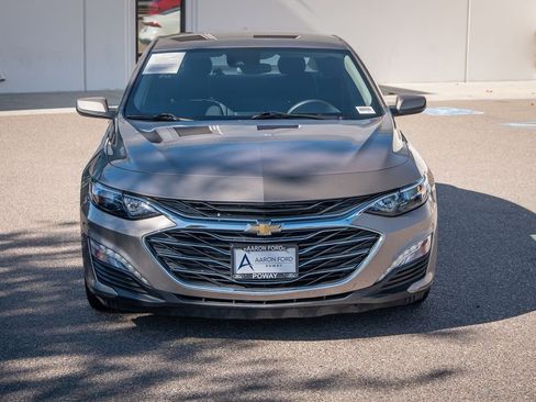 Used 2023 Chevrolet Malibu LT image 2