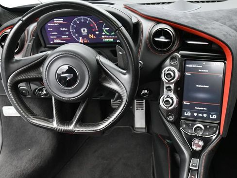 Used 2020 McLaren 720S Performance RWD image 11