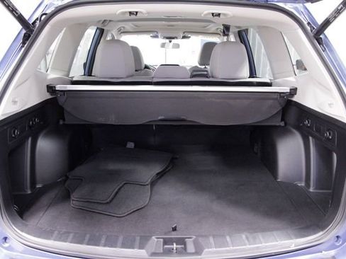 Used 2023 Subaru Forester Premium image 22