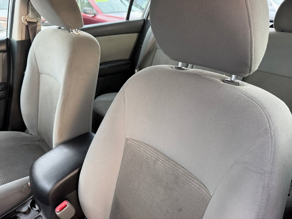 Used 2011 Nissan Sentra 2.0 SR w/ Convenience Pkg FWD image 13