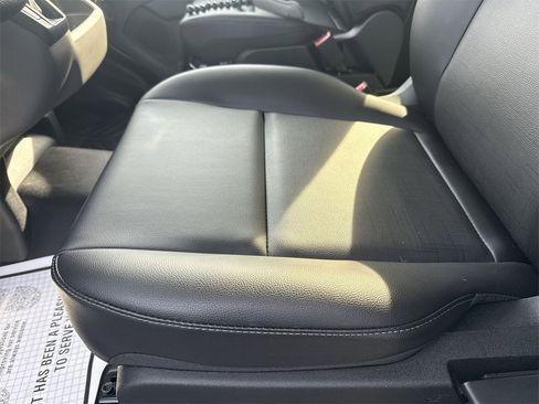 New 2025 Ford Transit 250 148 Medium Roof image 9