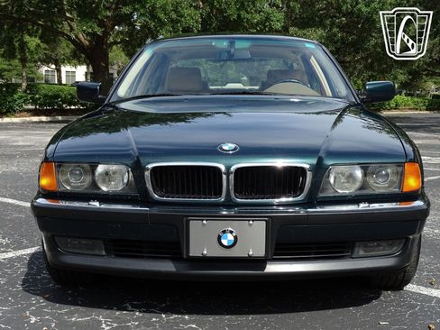 Used 1995 BMW 740iL image 6