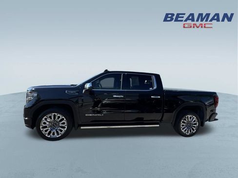 Used 2025 GMC Sierra 1500 Denali Ultimate AWD/4WD image 4