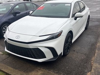 Used 2025 Toyota Camry SE