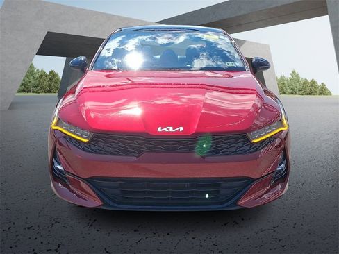 Used 2023 Kia K5 GT image 2