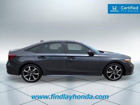 Used 2025 Honda Civic Sport image 4