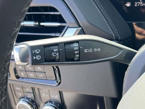 Used 2025 GMC Yukon XL Denali AWD/4WD image 21