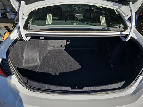 Used 2024 Chevrolet Malibu LT image 12