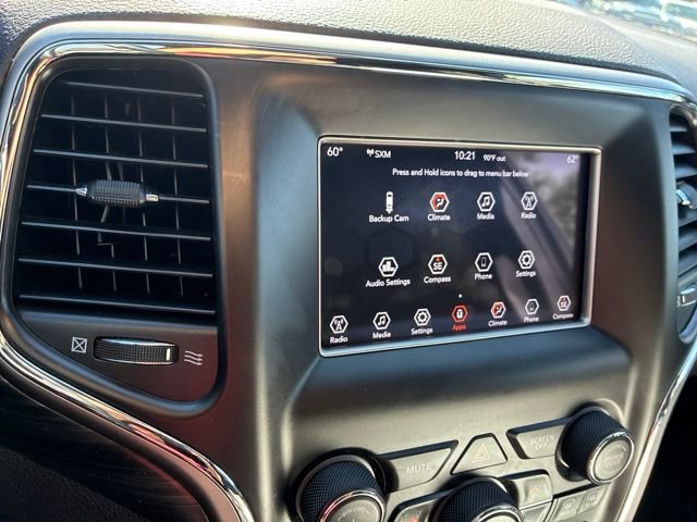 Used 2020 Jeep Grand Cherokee Laredo AWD/4WD image 25