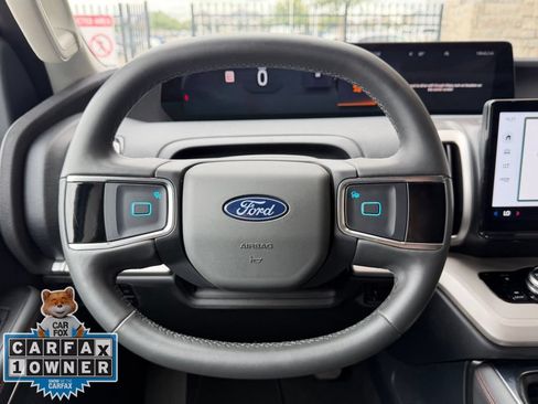 Used 2025 Ford Expedition Active AWD/4WD image 12
