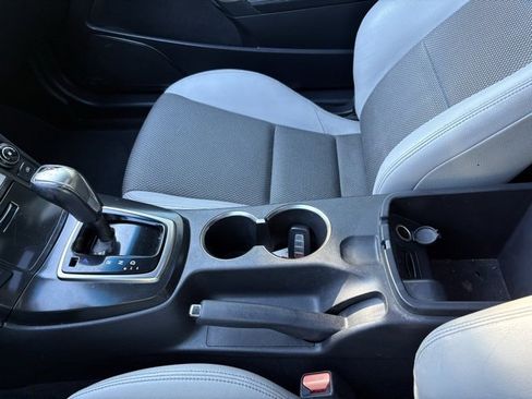 Used 2014 Hyundai Genesis 2.0T image 21