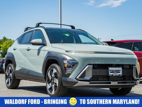 Used 2024 Hyundai Kona Limited AWD/4WD image 1