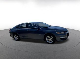 Used 2024 Chevrolet Malibu LT video 2