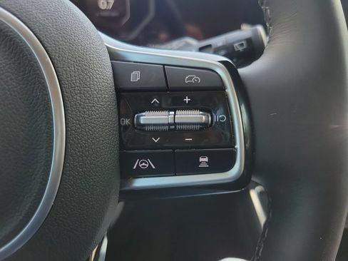 Certified 2026 Kia Carnival SX Prestige FWD image 21
