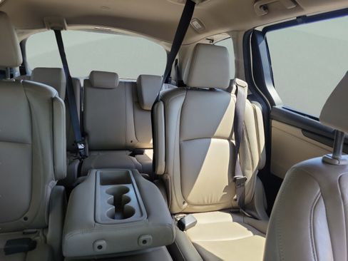 Used 2019 Honda Odyssey EX-L image 12