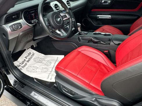 Used 2022 Ford Mustang GT Premium w/ Equipment Group 401A RWD image 10