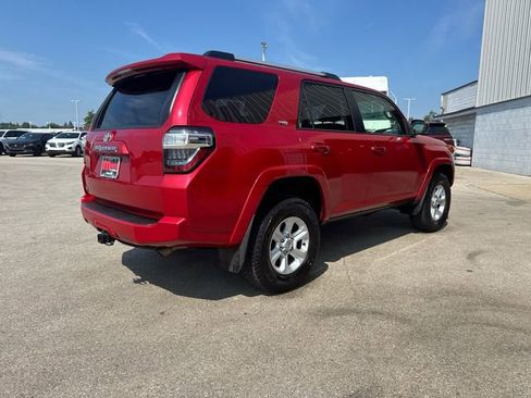 Used 2024 Toyota 4Runner SR5 image 5