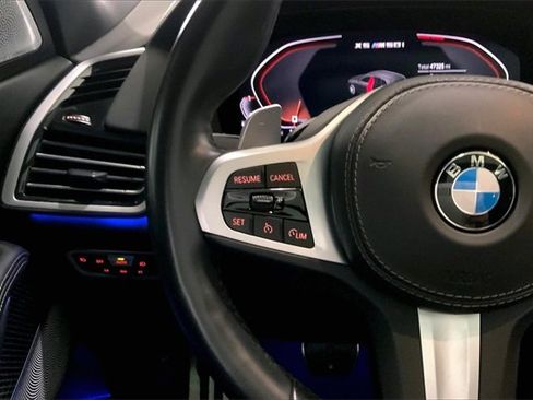 Used 2021 BMW X5 M50i w/ Executive Package image 17