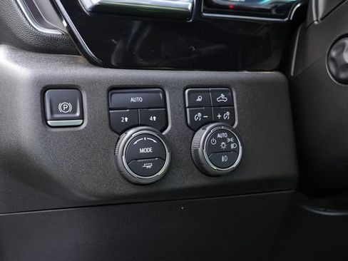 Used 2023 Chevrolet Silverado 1500 LTZ AWD/4WD image 14