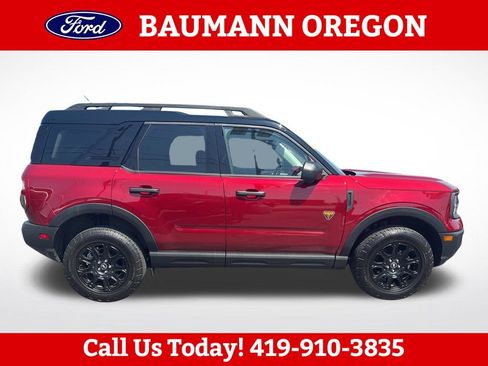 Used 2025 Ford Bronco Sport Badlands AWD/4WD image 2