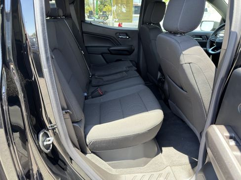 Used 2026 Chevrolet Colorado LT RWD image 12