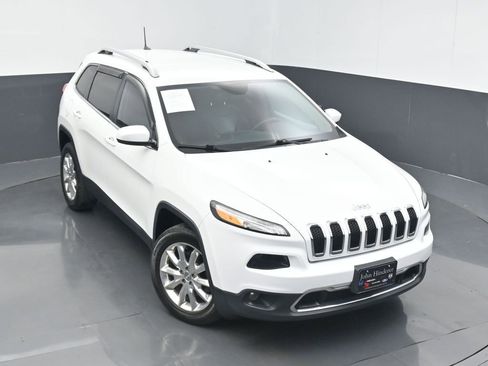 Certified 2016 Jeep Cherokee Limited AWD/4WD image 39
