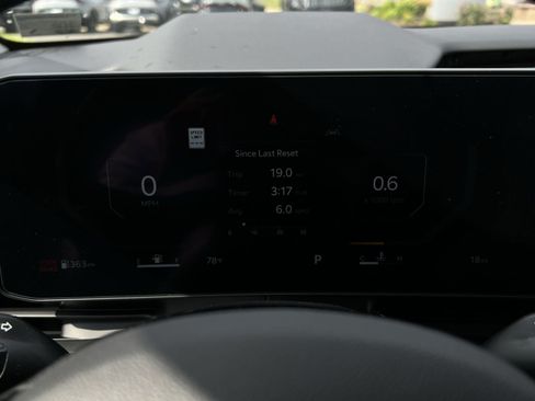 New 2026 Kia Carnival SX Prestige FWD image 22