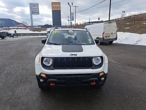 Certified 2022 Jeep Renegade Trailhawk w/ Trailer Tow Group image 3