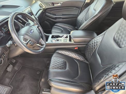 Used 2024 Ford Edge Titanium image 18