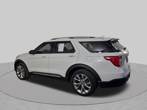 Used 2021 Ford Explorer Platinum w/ Equipment Group 601A AWD/4WD image 10