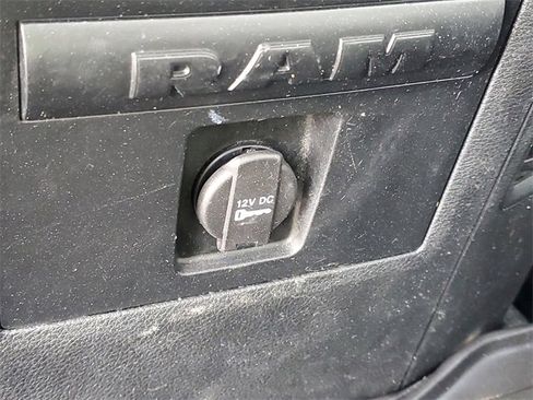 Used 2016 RAM 1500 Outdoorsman image 11