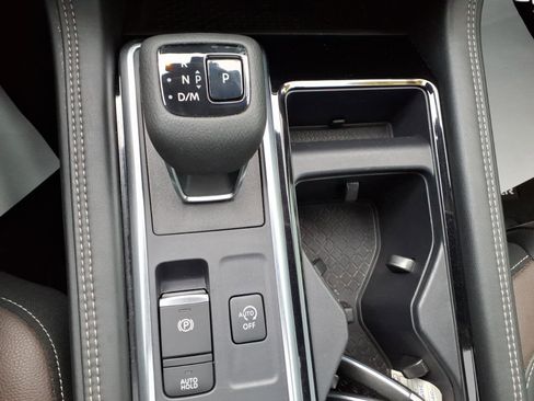 Certified 2024 Nissan Pathfinder Platinum image 24