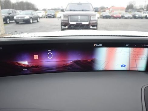 Used 2024 Lincoln Nautilus Reserve w/ Equipment Group 202A image 25