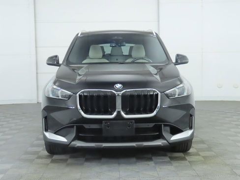 Used 2023 BMW X1 xDrive28i AWD/4WD image 2