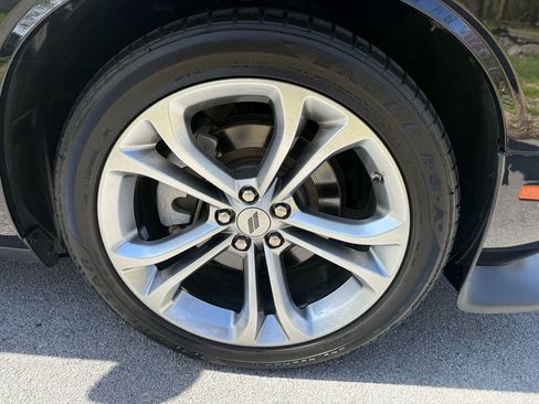 Used 2022 Dodge Challenger R/T image 15